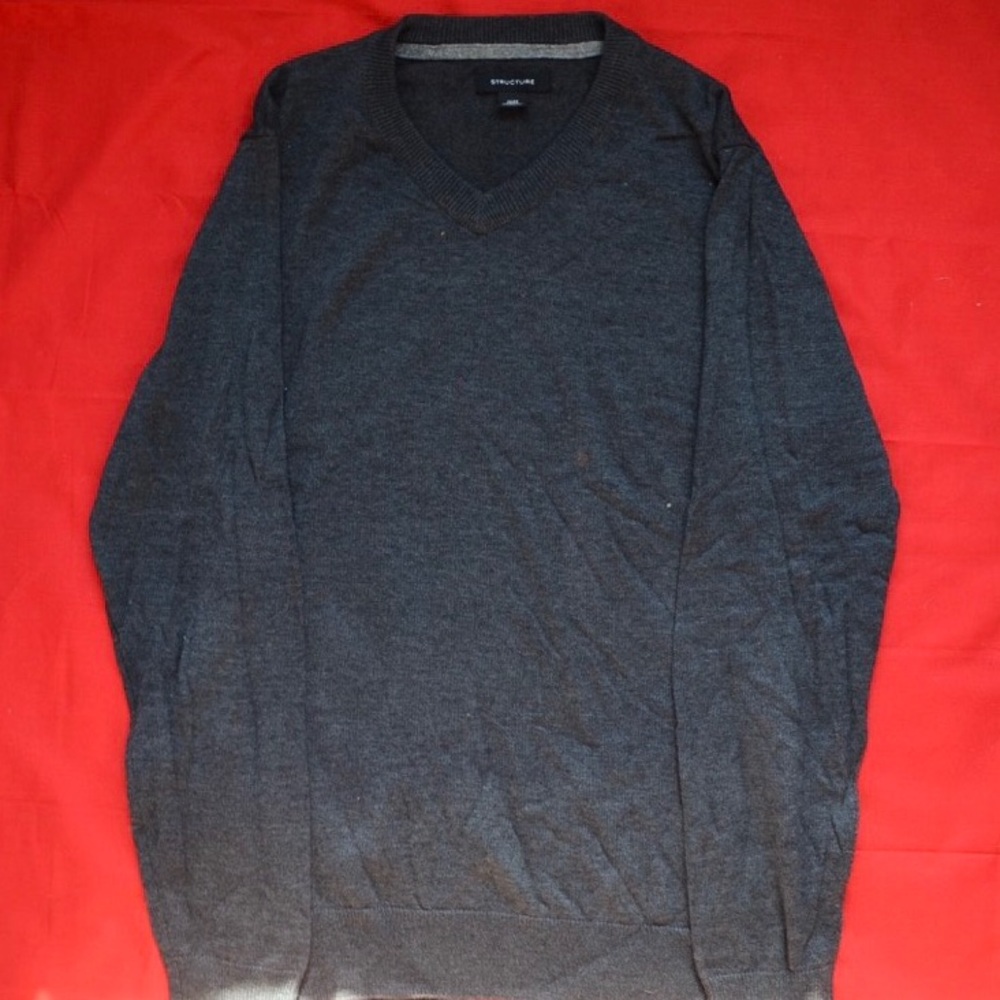 Structure V neck sweater